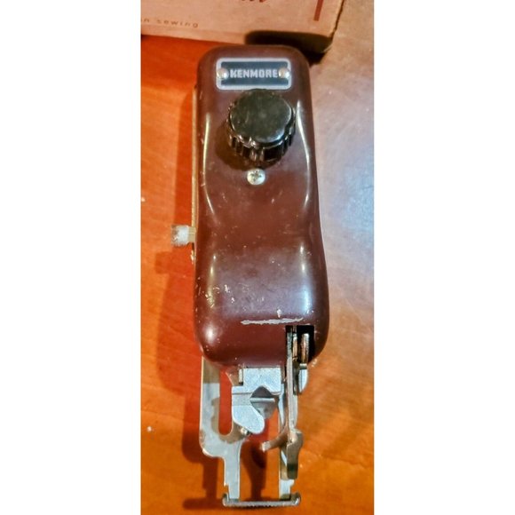 Kenmore Buttonholer Vintage Sewing Machine Attachment Kit - Picture 5 of 6